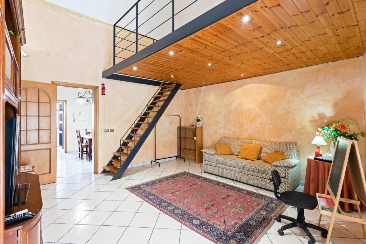 Castello Ursino Balcony Apartment Catania Bagian luar foto